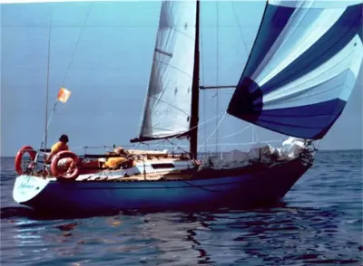 The early offshore years and trailer yachts